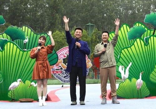 新疆明星爆料视频最新一期,揭秘明星幕后故事,最新一期精彩内容抢先看 第2张 新疆明星爆料视频最新一期,揭秘明星幕后故事,最新一期精彩内容抢先看 第2张